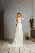 Load image into Gallery viewer, model wearing a wedding dress perfect for rustic weddings