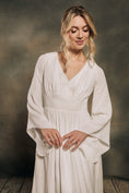 Load image into Gallery viewer, modern bohemian wedding dress with detachable sleeves