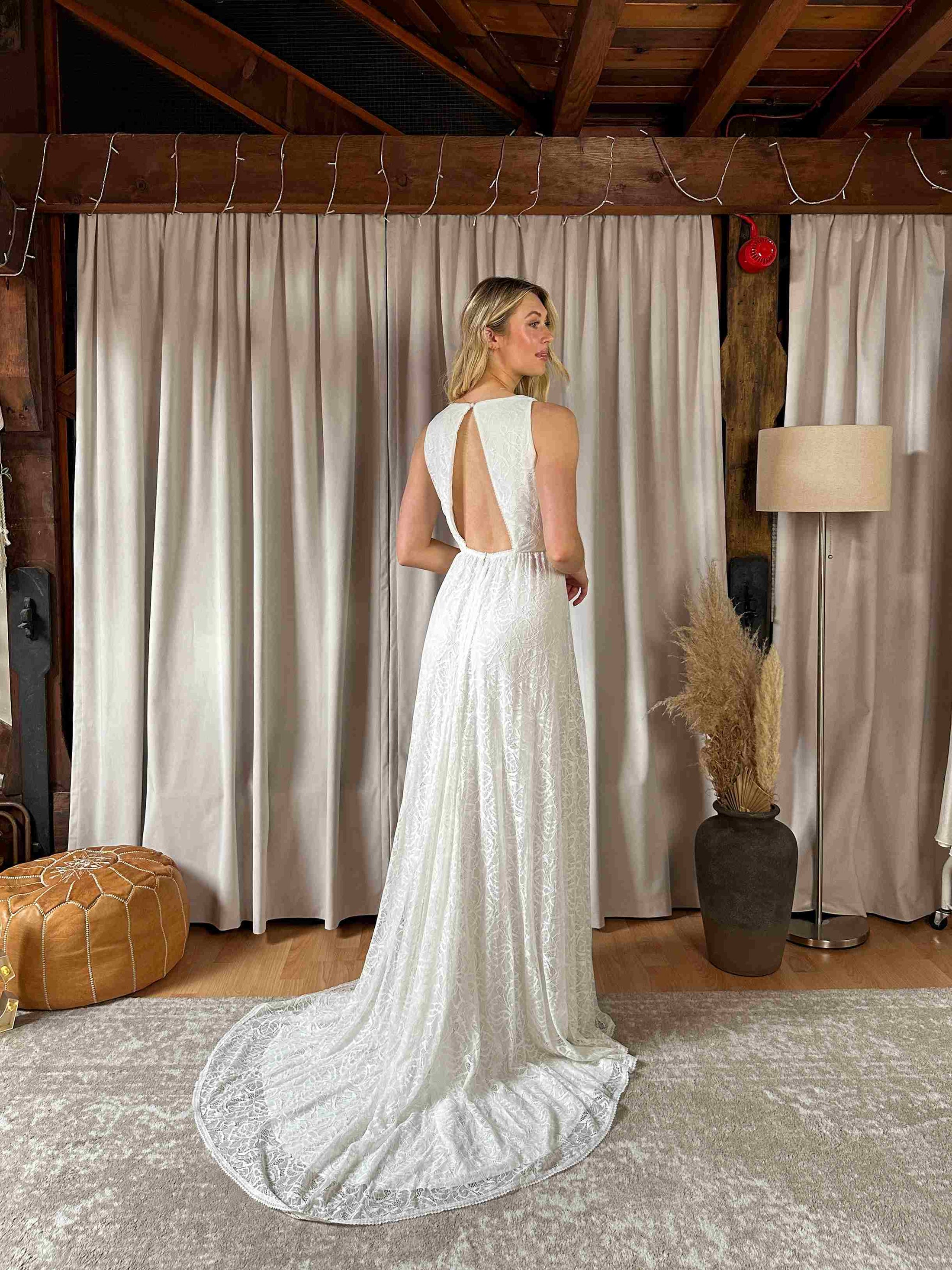 Open back lace dress