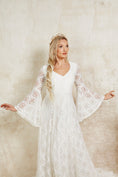 Load image into Gallery viewer, bohemian lace wedding dress
