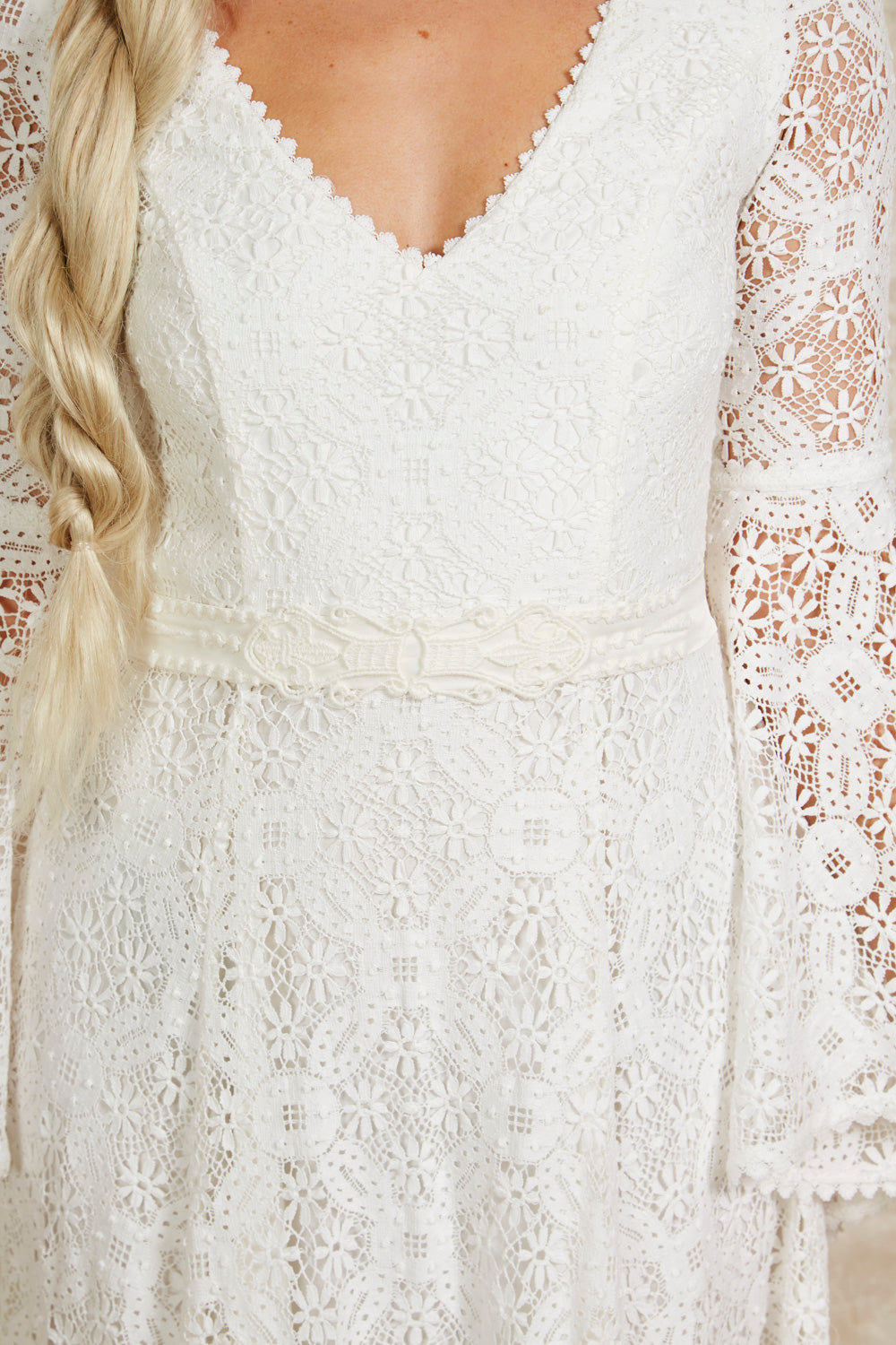 bohemian lace wedding dress