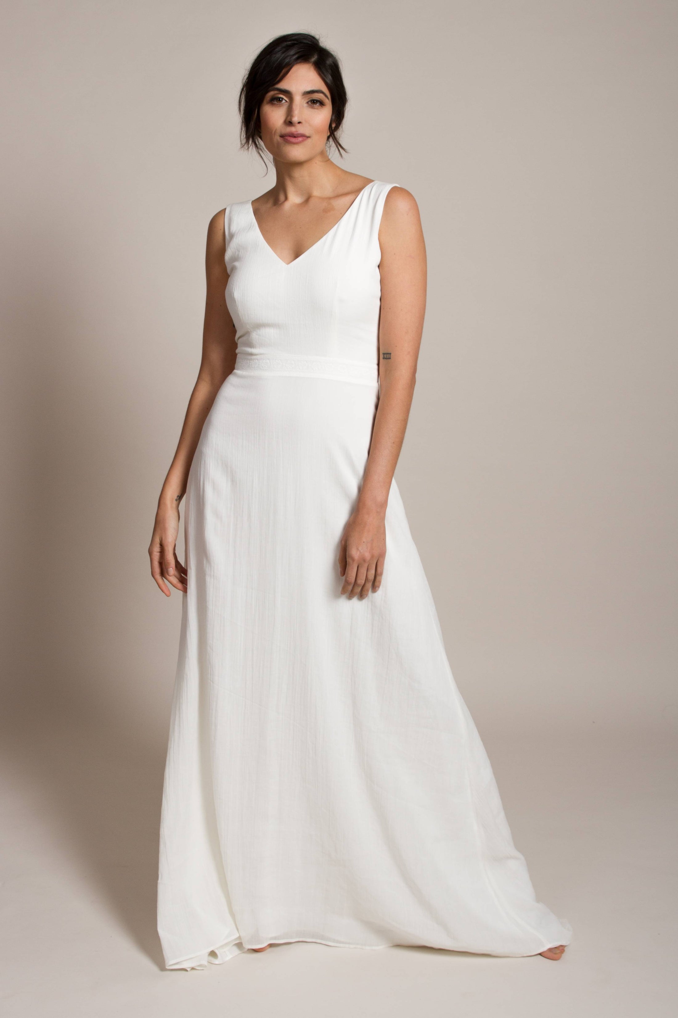 minimalist wedding dress