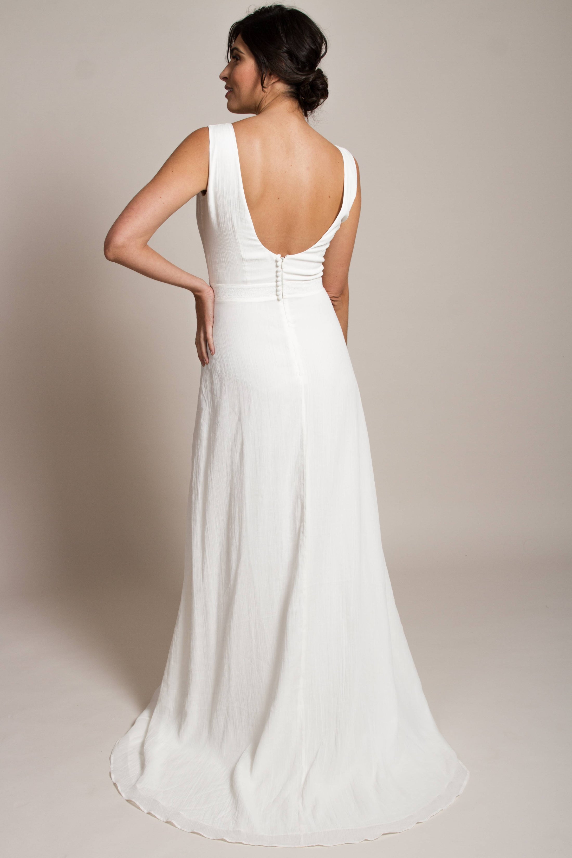 minimalist wedding dress