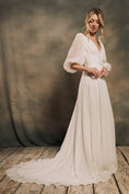 Load image into Gallery viewer, modern bohemian wedding dress with detachable billowy sleeves
