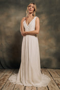 Load image into Gallery viewer, modern bohemian wedding dress with detachable billowy sleeves
