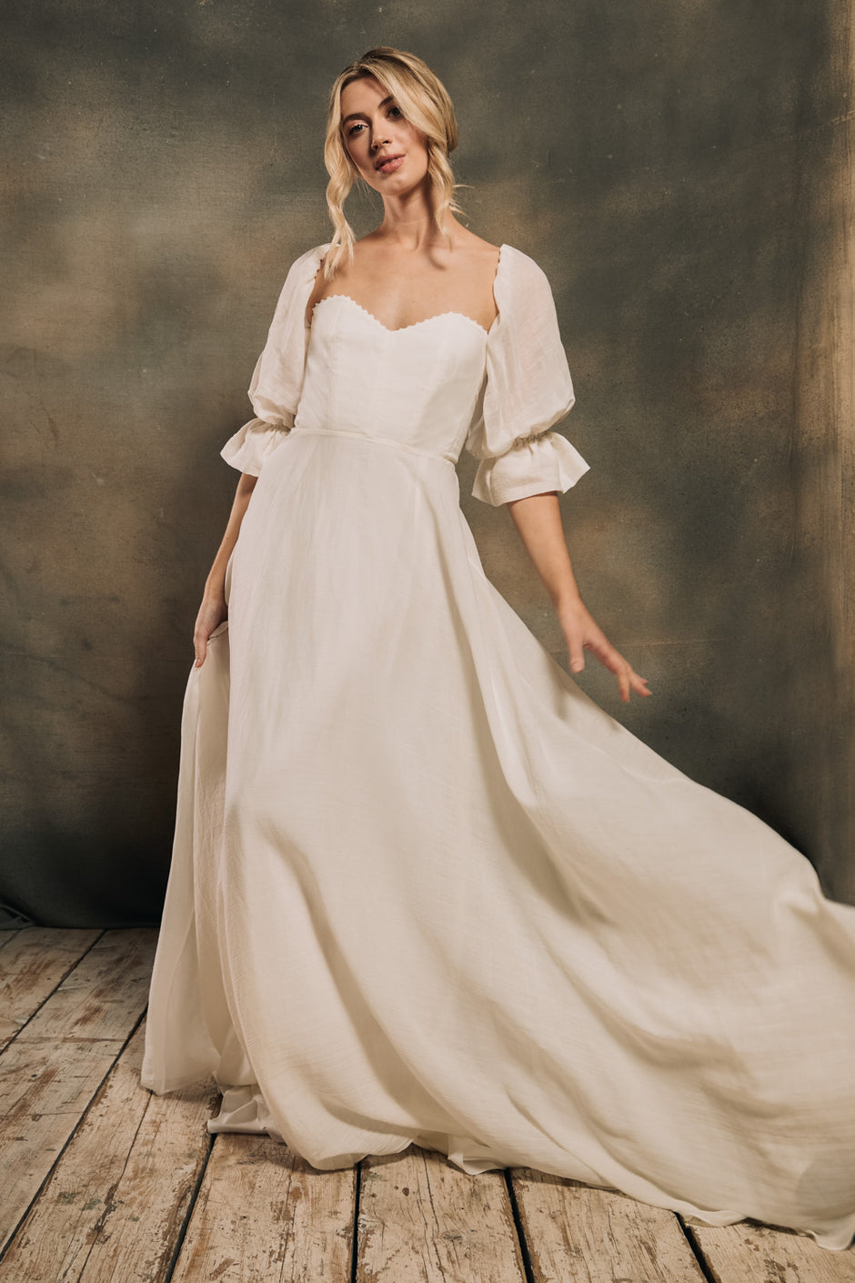 strapless wedding dress with detachable sleeves