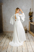 Load image into Gallery viewer, bohemian silk wedding dress with detachable sleeves
